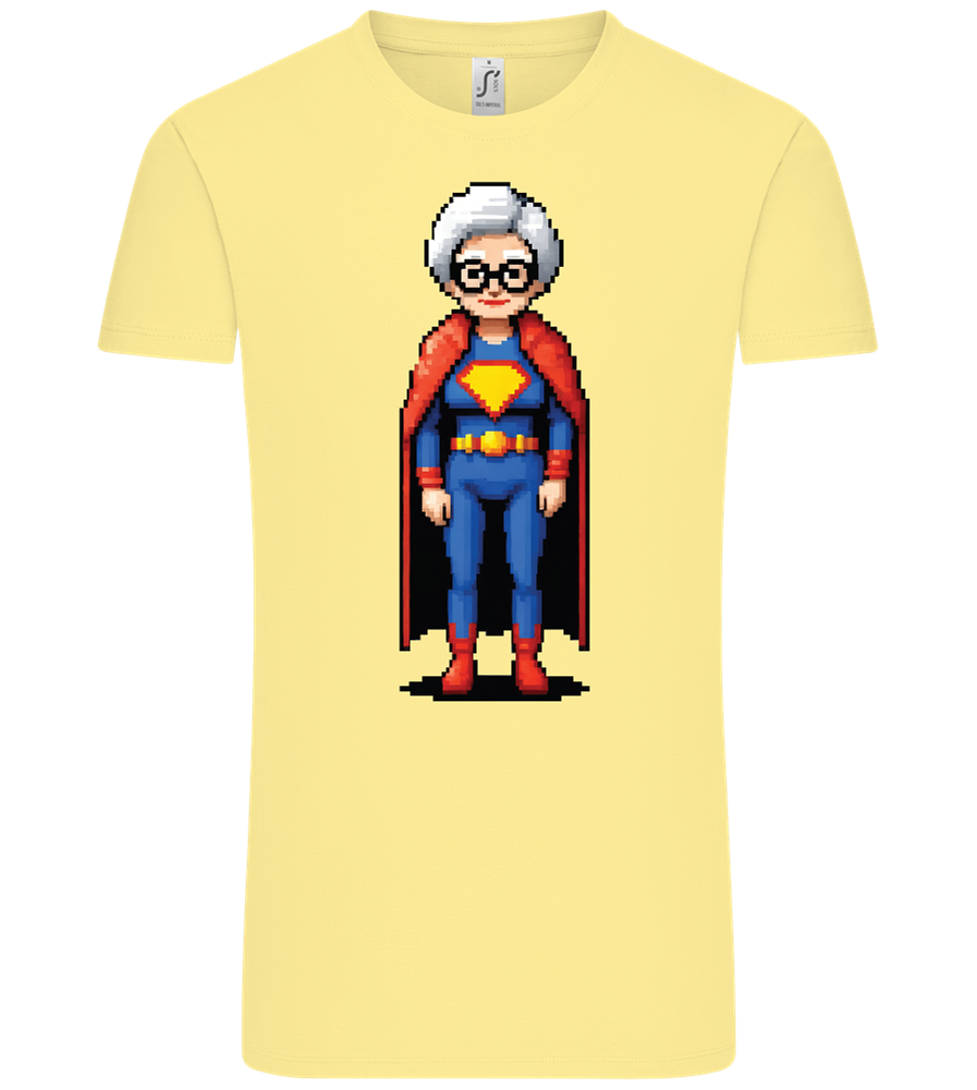 Pixelated Super Grandma Design - Comfort Unisex T-Shirt_AMARELO CLARO_front