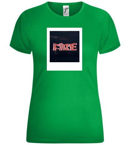 Fire Polaroid Design - Comfort women's t-shirt_MEADOW GREEN_front